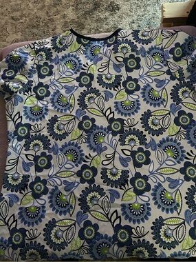 Floral Print Scrub Top